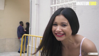 Jade Presley első fekete faszra bukkantatója