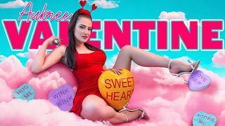 Punci a reflektorfényben: Aubree Valentine üvöltve élvezi, ahogy Donnie Rock az ujjaival a határig juttatja