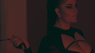 Kathalina777 kemény uralma egy dögös latin milf vágyaitól lángolva