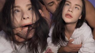 Extrém spriccelős gyönyör - 18 éves tini vadul átélve kemény kutyapózban - matty mila perez