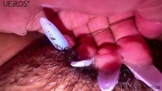 Számold meg az orgazmusokat: több mint öt jött a szexgéppel!