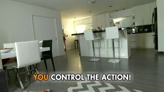 Halloween éjszakai lángoló csábítása a Life Selectorral Tommy Gunn, Elsa Jean és Gina Valentina kíséretében