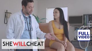 She Will Cheat: Gabi Paltrova Forró Orvosa Tisztában Van Vele, Hogy Nem Gyógyszert, Hanem Vad Szexet Akar