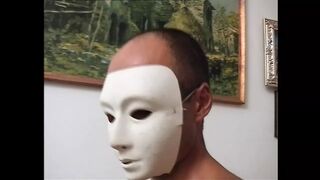 Szőke milf háziasszony szőrös punija és selymes segge durván megdolgozva teljes filmen
